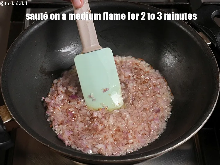Step 14 – <p>Sauté on a medium flame for 2 to 3 minutes.</p>