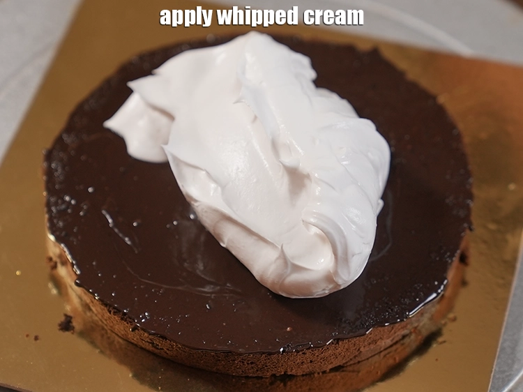 Step 19 – <p>Apply ½ cup whipped cream.</p>