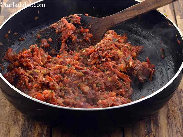 Step 46 – <p>Mix well and cook on a medium flame for 1 minute, while stirring occasionally.</p>