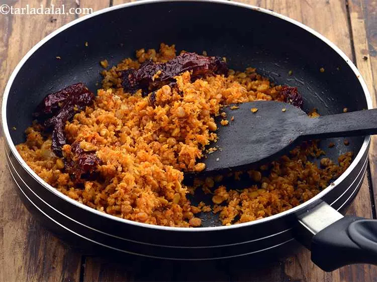 Step 16 – <p>Mix well and sauté on a medium flame for 1-2 minutes.</p>