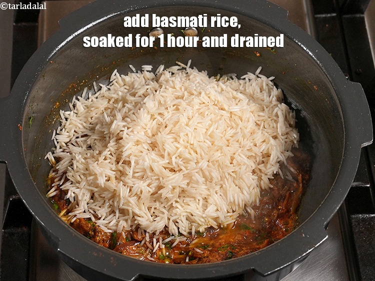 Step 46 – <p>Add 1 1/4 cups basmati rice, soaked for 1 hour and drained.&nbsp;</p>