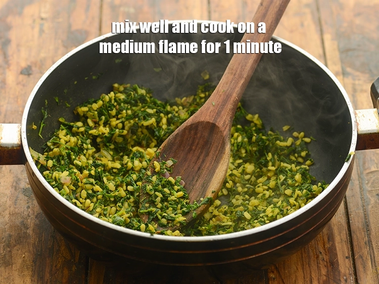 Step 24 – <p><span style="background-color:rgb(255,255,255);color:rgb(0,0,0);">Mix well and cook on a medium flame for 1 minute.</span></p>