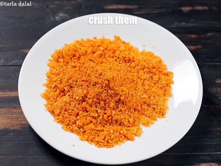 Step 39 – <p>Crush the nachos.</p>