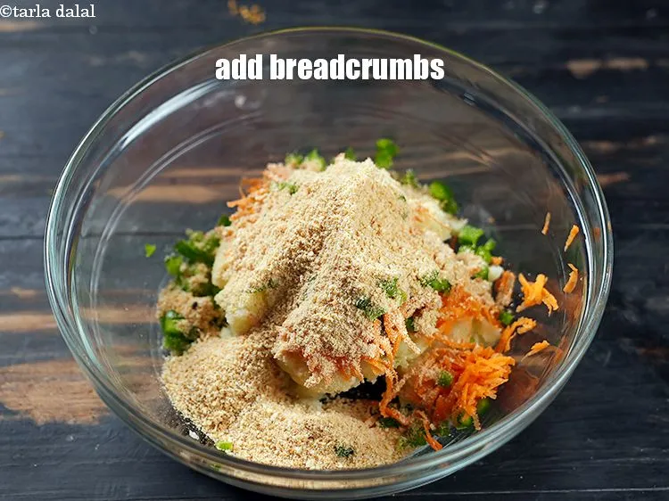 Step 31 – <p><span style="color:rgb(0,0,0);">Add ¼ cup breadcrumbs.</span></p>