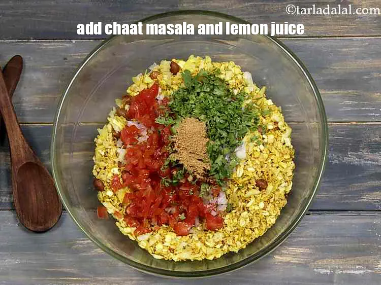 Step 14 – <p>Add <span style="background-color:rgb(255,255,255);color:rgb(0,0,0);">1 tsp </span><a href="https://www.tarladalal.com/glossary-chaat-masala-300i"><u>chaat masala</u></a> and <span style="background-color:rgb(255,255,255);color:rgb(0,0,0);">1/2 tsp </span><a href="https://www.tarladalal.com/glossary-lemon-nimbu-428i#ing_2754"><u>lemon juice</u></a>. They …