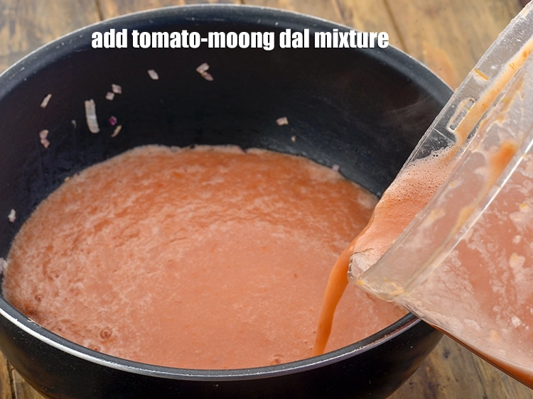 Step 11 – <p><span style="background-color:rgb(255,255,255);color:rgb(0,0,0);">Add the tomato-moong dal mixture.</span></p>