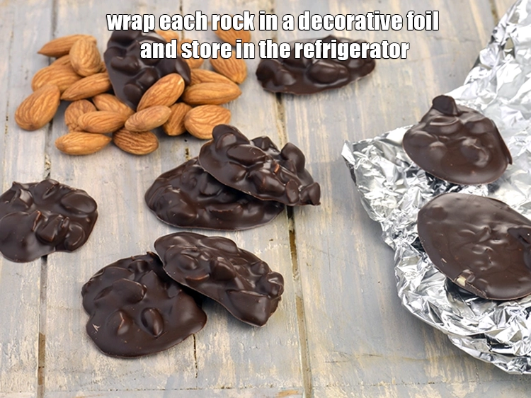 Step 6 – <p style="margin-left:0px;">Wrap each rock in a decorative foil and store in the refrigerator.</p>