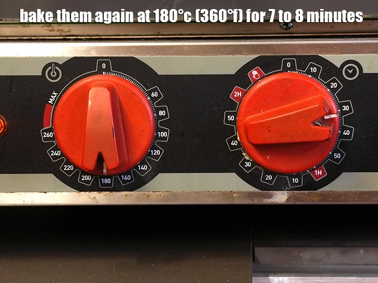 Step 8 – <p>Bake them again at 180°c (360°f) for 7 to 8 minutes.</p>