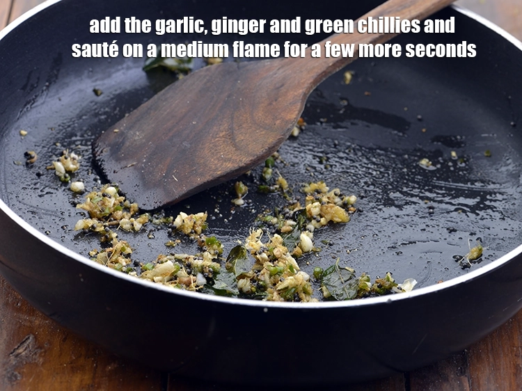 Step 3 – <p><span style="background-color:rgb(255,255,255);color:rgb(0,0,0);">Add the finely </span><a href="https://www.tarladalal.com/glossary-garlic-lehsun-lahsun-348i#ing_2370"><u>chopped garlic (lehsun)</u></a><span style="background-color:rgb(255,255,255);color:rgb(0,0,0);">, finely </span><a href="https://www.tarladalal.com/glossary-ginger-adrak-453i#ing_2366"><u>chopped ginger (adrak)</u></a><span style="background-color:rgb(255,255,255);color:rgb(0,0,0);"> …