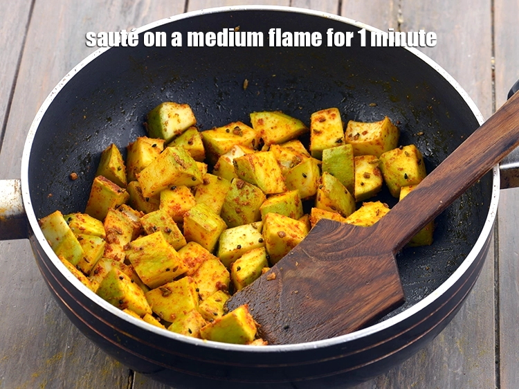 Step 15 – <p>Sauté&nbsp;<span style="background-color:rgb(255,255,255);">on a medium flame for 1 minute.</span></p>