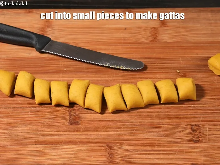 Step 15 – <p>Cut into small pieces to make gattas.</p><p>&nbsp;</p>