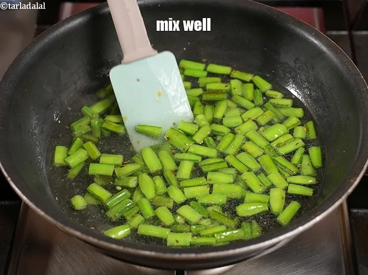 Step 24 – <p>Mix well.</p>