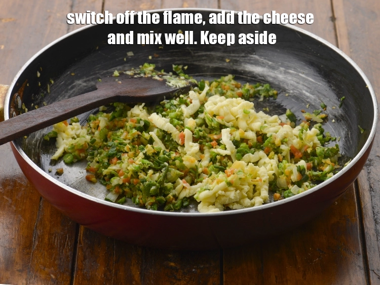 Step 4 – <p><span style="background-color:rgb(255,255,255);color:rgb(0,0,0);">Switch off the flame, add the 1/4 cup </span><a href="https://www.tarladalal.com/glossary-processed-cheese-315i#ing_3090"><u>grated processed cheese</u></a><span style="background-color:rgb(255,255,255);color:rgb(0,0,0);"> and …