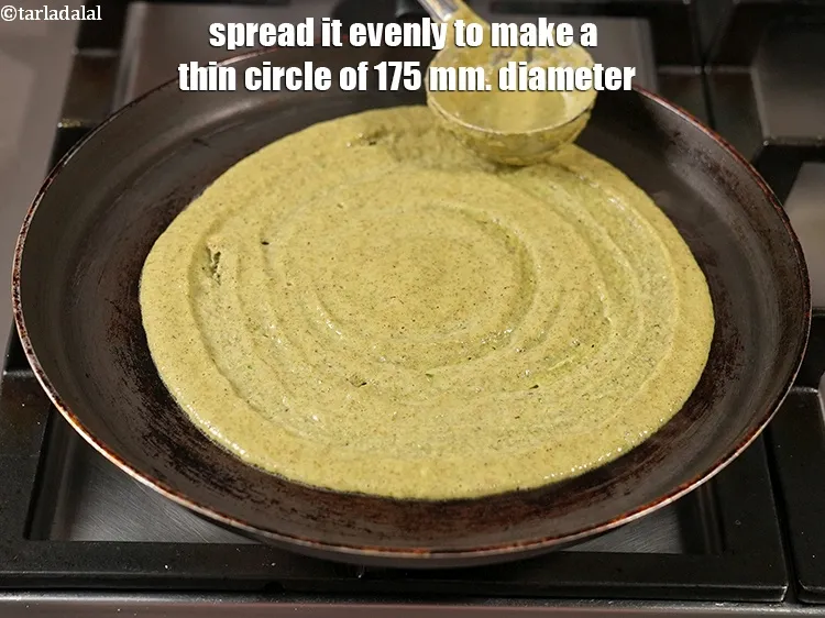 Step 18 – <p>Spread it evenly to make a thin circle of 175 mm. (7 inch) diameter.</p>