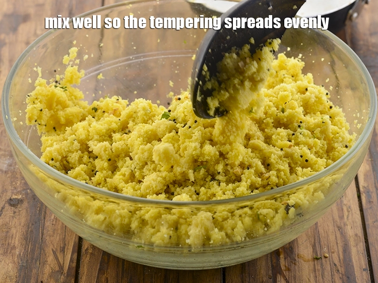 Step 6 – <p>Mix well so the tempering spreads evenly.</p>