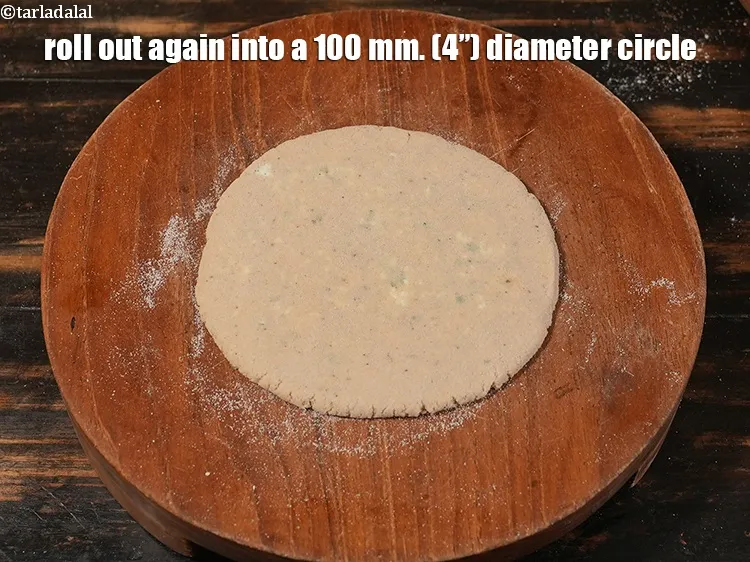 Step 18 – <html><head><meta charset="UTF-8"> </head><body><p>Roll out a portion of the dough into a 75 mm. (3”) diameter …