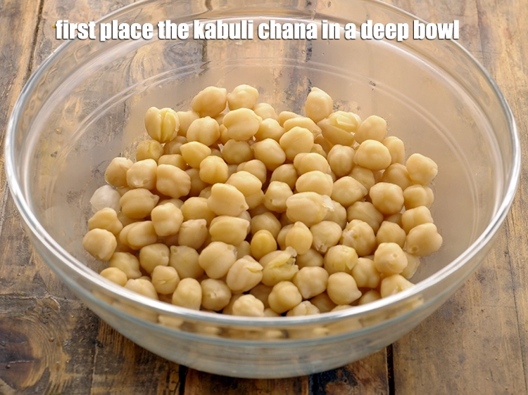 Step 25 – <p>Finally combine all the ingredients for <strong>Kabuli Chana Salad for Toddlers.</strong> First place the <span …