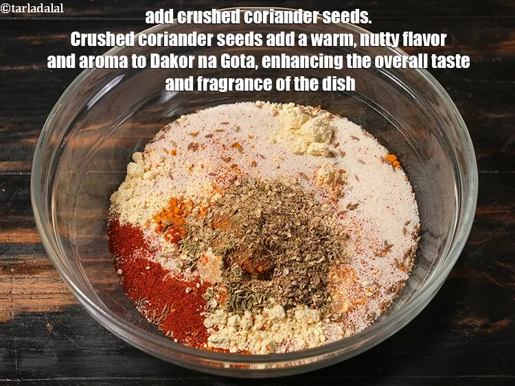 Step 27 – <p>Add 1 tsp crushed&nbsp;<a href="https://www.tarladalal.com/glossary-coriander-seeds-dhania-ke-beej-dhania-seeds-akha-dhania-371i">coriander (dhania) seeds</a>. Crushed coriander seeds add a warm, nutty flavor …
