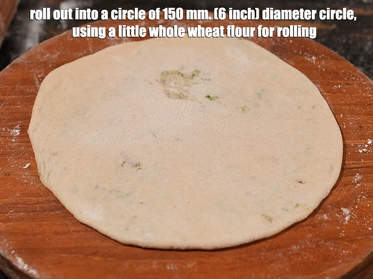 Step 50 – <p><span style="background-color:rgb(255,255,255);color:rgb(0,0,0);">Roll again into a 125 mm. (5”) diameter circle using a little whole wheat …