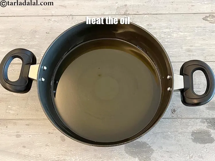 Step 35 – <p>To fry the <strong>sabudana vada | Maharashtrian sabudana vada | sabudana vada for vrat |&nbsp;</strong>heat …