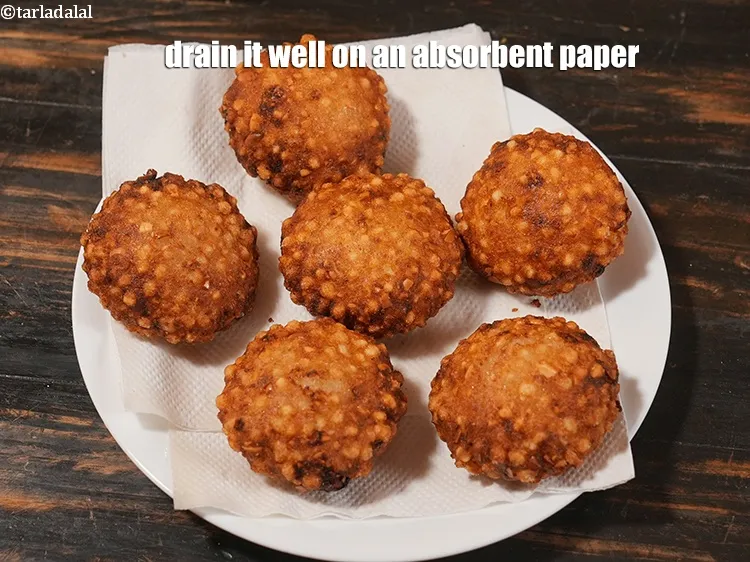 Step 38 – <p><span style="background-color:rgb(255,255,255);color:rgb(0,0,0);">Drain on absorbent paper.</span></p>