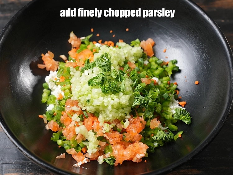 Step 9 – <p>Add <span style="background-color:rgb(255,255,255);color:rgb(0,0,0);">1 tbsp finely </span><a href="https://www.tarladalal.com/glossary-parsley-393i#ing_2371"><u>chopped parsley</u></a><u>.</u></p>
