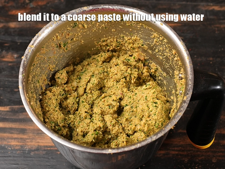 Step 9 – <p><span style="background-color:rgb(255,255,255);color:rgb(0,0,0);">Blend it to a coarse paste without using water.</span></p>