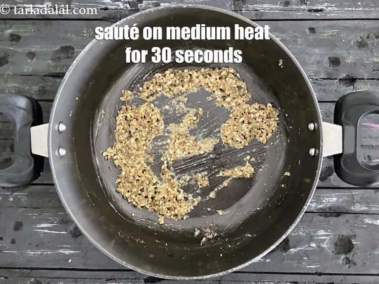 Step 23 – <p>Sauté on a medium flame for another 30 seconds.</p>