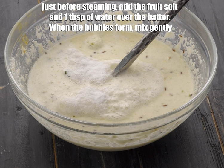 Step 4 – <p><span style="background-color:rgb(255,255,255);color:rgb(0,0,0);">Just before steaming, add the fruit salt and 1 tbsp of water over the …