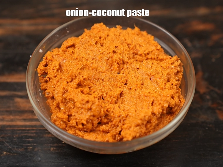 Step 30 – <p><span style="background-color:rgb(255,255,255);color:rgb(0,0,0);">To make <strong>Bharwan Baingan</strong> we have to first make an <strong>onion-coconut paste</strong>, then the …