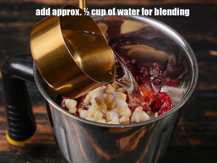 Step 15 – <p><span style="background-color:rgb(255,255,255);color:rgb(0,0,0);">Add ½ cup of </span><strong>water</strong><span style="background-color:rgb(255,255,255);color:rgb(0,0,0);"> for blending.</span></p>