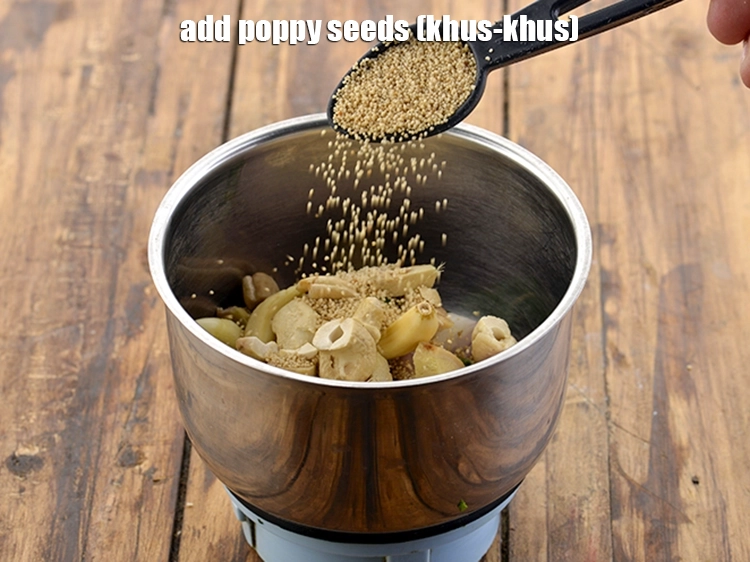 Step 6 – <p>Add <span style="background-color:rgb(255,255,255);color:rgb(0,0,0);">2 tsp </span><a href="https://www.tarladalal.com/glossary-poppy-seeds-khus-khus-589i"><u>poppy seeds (khus-khus)</u></a>. Khus khus has a pleasant sweet taste …