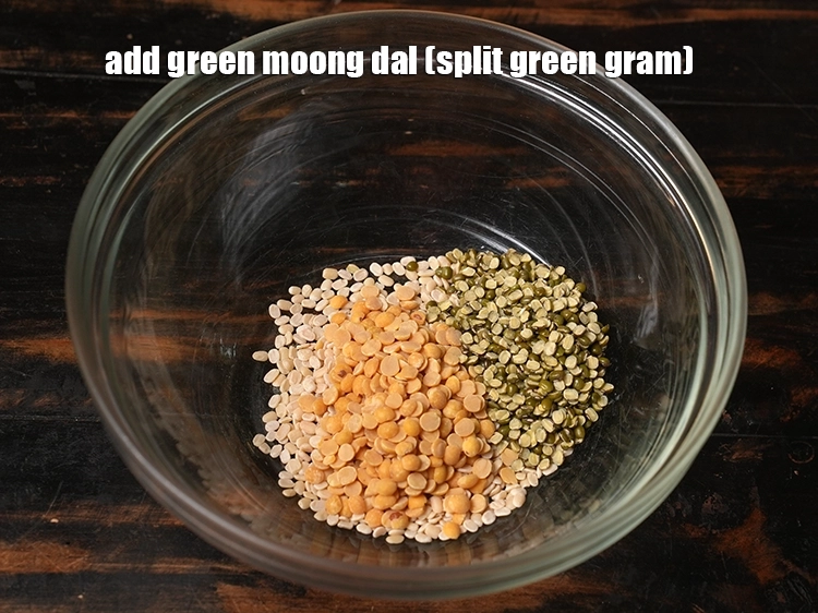 Step 4 – <p>Add <span style="background-color:rgb(255,255,255);color:rgb(0,0,0);">1 tbsp </span><a href="https://www.tarladalal.com/glossary-green-moong-dal-split-green-gram-hari-mung-dal-522i"><u>green moong dal (split green gram)</u></a><u>.</u></p>