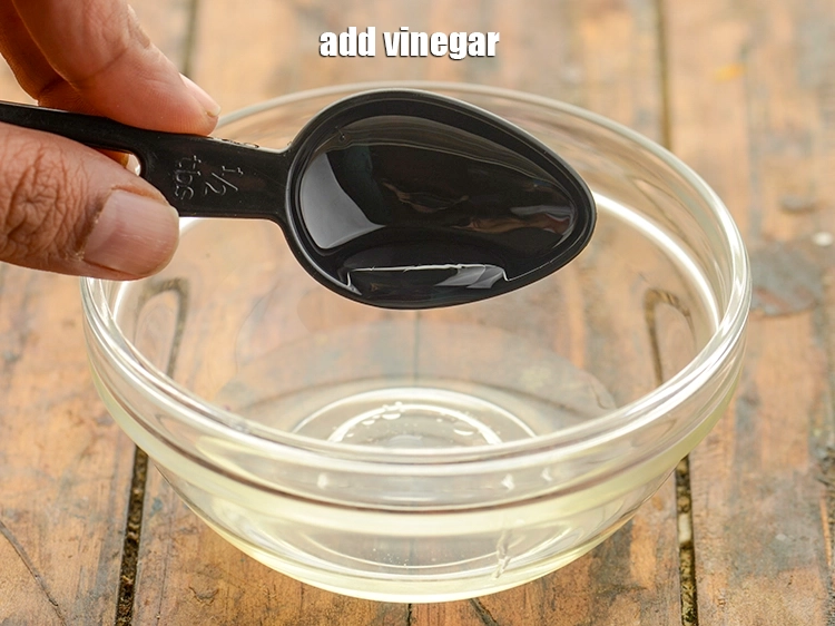 Step 3 – <p>Add <span style="background-color:rgb(255,255,255);color:rgb(0,0,0);">1 tsp </span><a href="https://www.tarladalal.com/glossary-vinegar-sirka-cooking-vinegar-341i"><u>vinegar</u></a>. It can be swapped with fresh lemon juice. The …