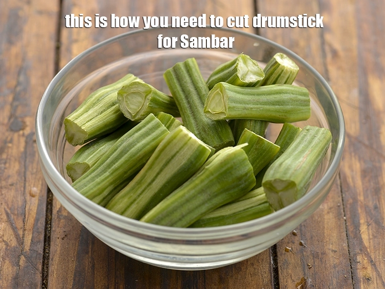 Step 15 – <p><span style="background-color:rgb(255,255,255);color:rgb(0,0,0);">This is how you need to cut drumstick for</span><strong> Sambar.</strong></p>