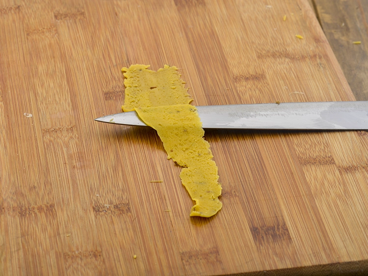 Step 6 – <p>Do not shape them too thin, else you won’t be able to lift it and …