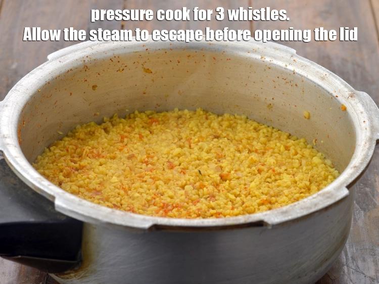 Step 5 – <p>Add the <a href="https://www.tarladalal.com/glossary-broken-wheat-dalia-bulgur-wheat-lapsi-fada-426i"><u>broken wheat (dalia)</u></a>, <span style="background-color:rgb(255,255,255);color:rgb(0,0,0);">1/2 tsp </span><a href="https://www.tarladalal.com/glossary-chilli-powder-red-chilli-powder-339i"><u>chilli powder</u></a>, <span style="background-color:rgb(255,255,255);color:rgb(0,0,0);">1/8 tsp …