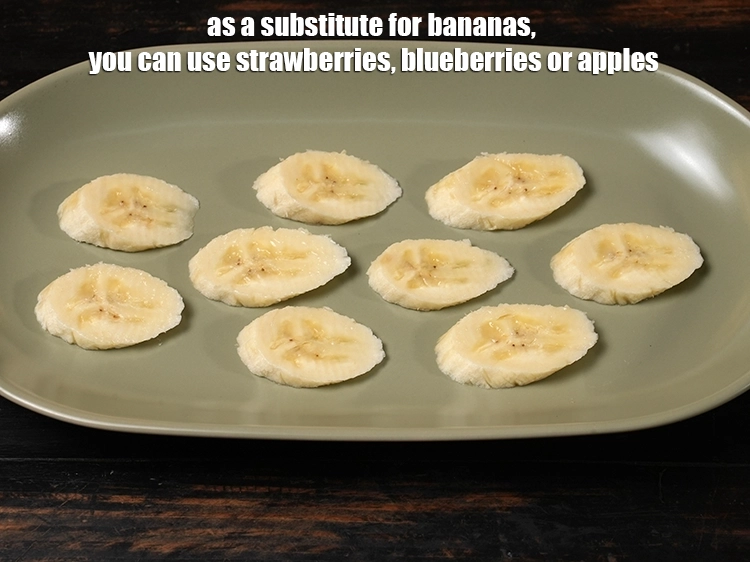 Step 9 – <p><span style="background-color:rgb(255,255,255);color:rgb(0,0,0);">As a substitute for bananas, you can use strawberries, blueberries or apples.</span></p>