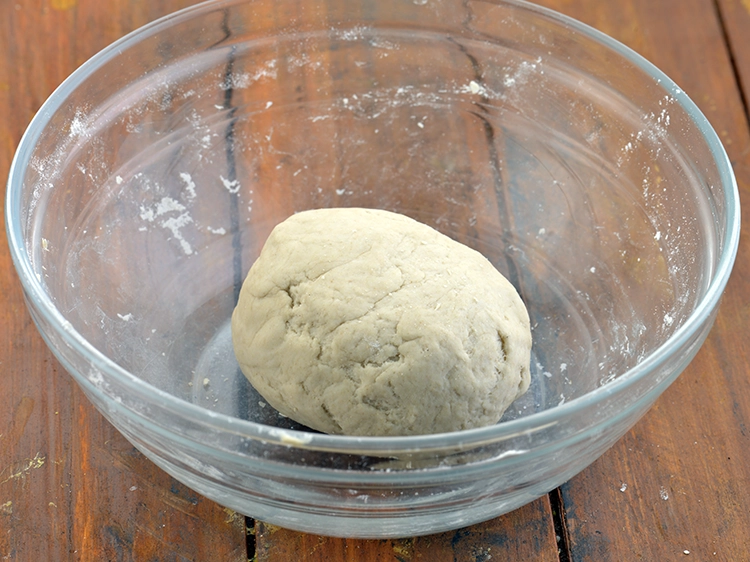 Step 1 – <p><span style="background-color:rgb(255,255,255);color:rgb(0,0,0);">Combine 1/2 cup </span><a href="https://www.tarladalal.com/glossary-plain-flour-maida-188i"><u>plain flour (maida)</u></a><span style="background-color:rgb(255,255,255);color:rgb(0,0,0);">, 1/2 cup </span><a href="https://www.tarladalal.com/glossary-whole-wheat-flour-gehun-ka-atta-gehun-ka-aata-429i"><u>whole wheat flour …