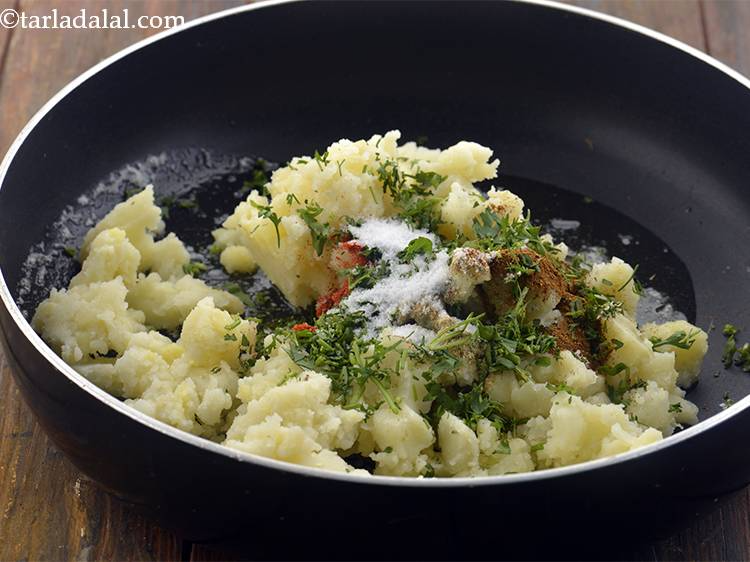 Step 8 – <p>Add the salt to taste.</p>