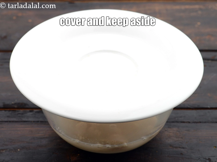 Step 5 – <p><span style="background-color:rgb(255,255,255);color:rgb(0,0,0);">Cover with a lid and keep aside for 10 minutes.</span></p>