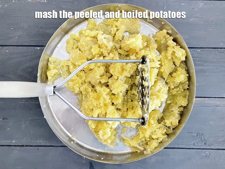 Step 9 – <p>Mash the peeled and boiled potatoes. We now have boiled, peeled and mashed sweet potatoes.</p>