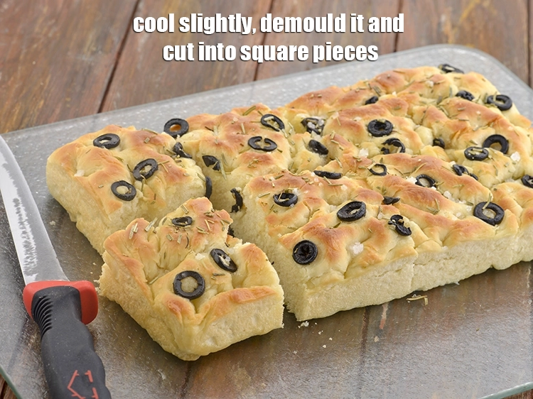 Step 12 – <p><span style="background-color:rgb(255,255,255);color:rgb(0,0,0);">Cool slightly, demould it and cut into square pieces or as required.</span></p>