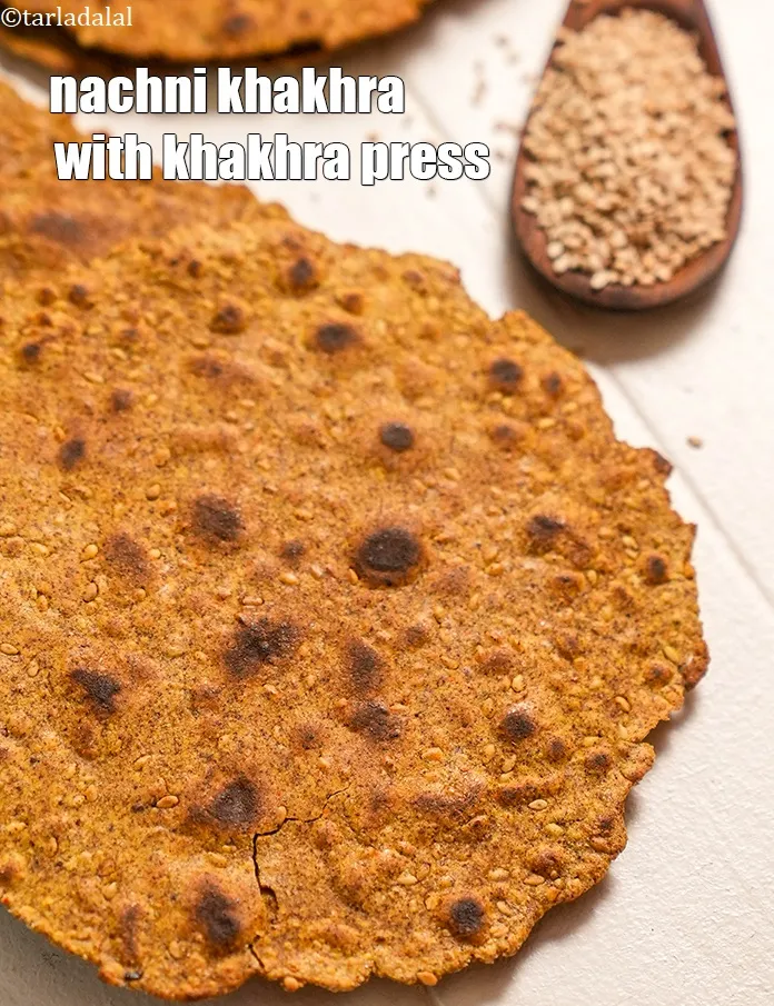 Step 47 – <p>Serve <strong>nachni sesame khakhra made with khakhra press&nbsp;</strong>with curds to make a healthy Indian snack.</p>