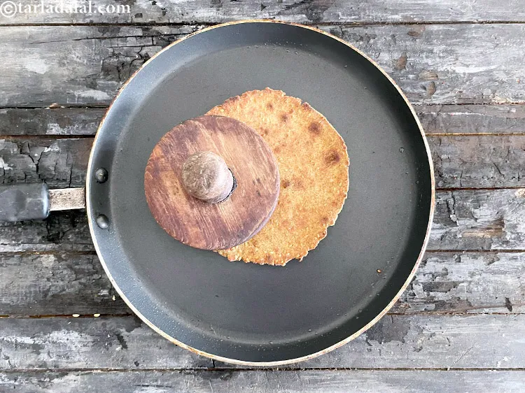 Step 32 – <p>Keep flipping the <strong>nachni sesame khakhra |&nbsp;nachni til khakhra&nbsp;|&nbsp;homemade ragi khakhra&nbsp;|&nbsp;healthy tasty nachni khakhra&nbsp;|</strong> over …