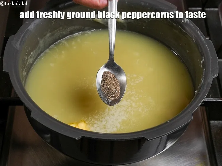 Step 11 – <p>Add freshly ground black peppercorns (kalimirch) to taste.</p>