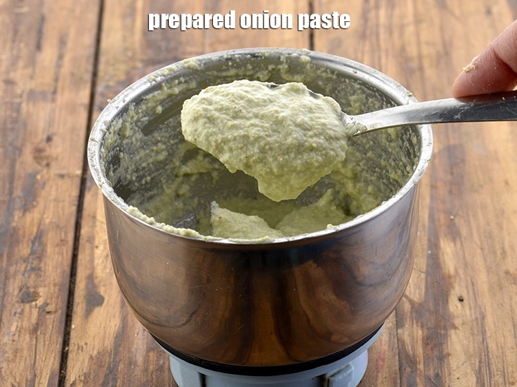 Step 19 – <p><span style="background-color:rgb(255,255,255);color:rgb(0,0,0);">Add the <strong>prepared paste</strong>.</span></p>