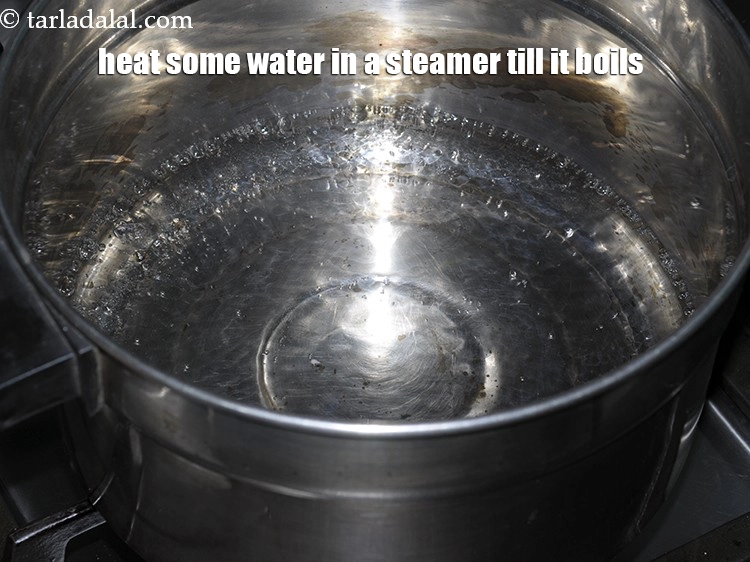 Step 8 – <p>To steam&nbsp;<strong>nylon khamman dhokla | Gujarati nylon khamman dhokla | instant nylon khamman dhokla |&nbsp;</strong>heat …