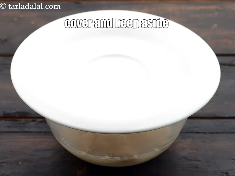 Step 5 – <p><span style="background-color:rgb(255,255,255);color:rgb(0,0,0);">Keep aside for 10 minutes or till the yeast activates.</span></p>