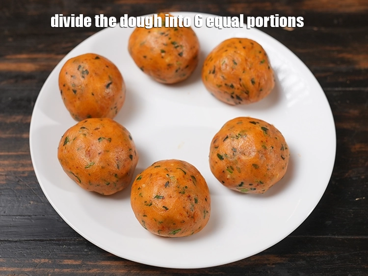 Step 18 – <p><span style="background-color:rgb(255,255,255);color:rgb(0,0,0);">Divide the </span><strong>dough</strong><span style="background-color:rgb(255,255,255);color:rgb(0,0,0);"> into 6 equal portions.</span></p>